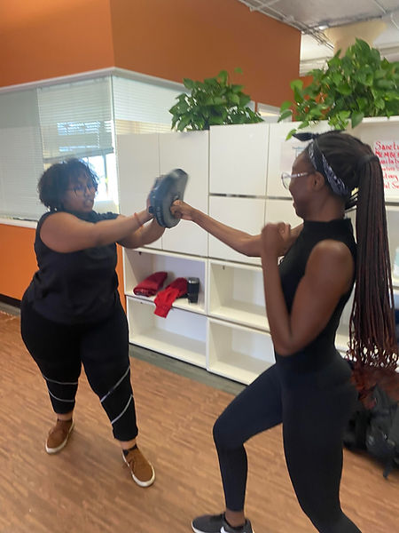 focus mitt work Self defense workshop minneapolis st paul