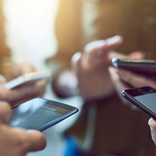 Bangladeshi users are experiencing problems with their mobile data connections 