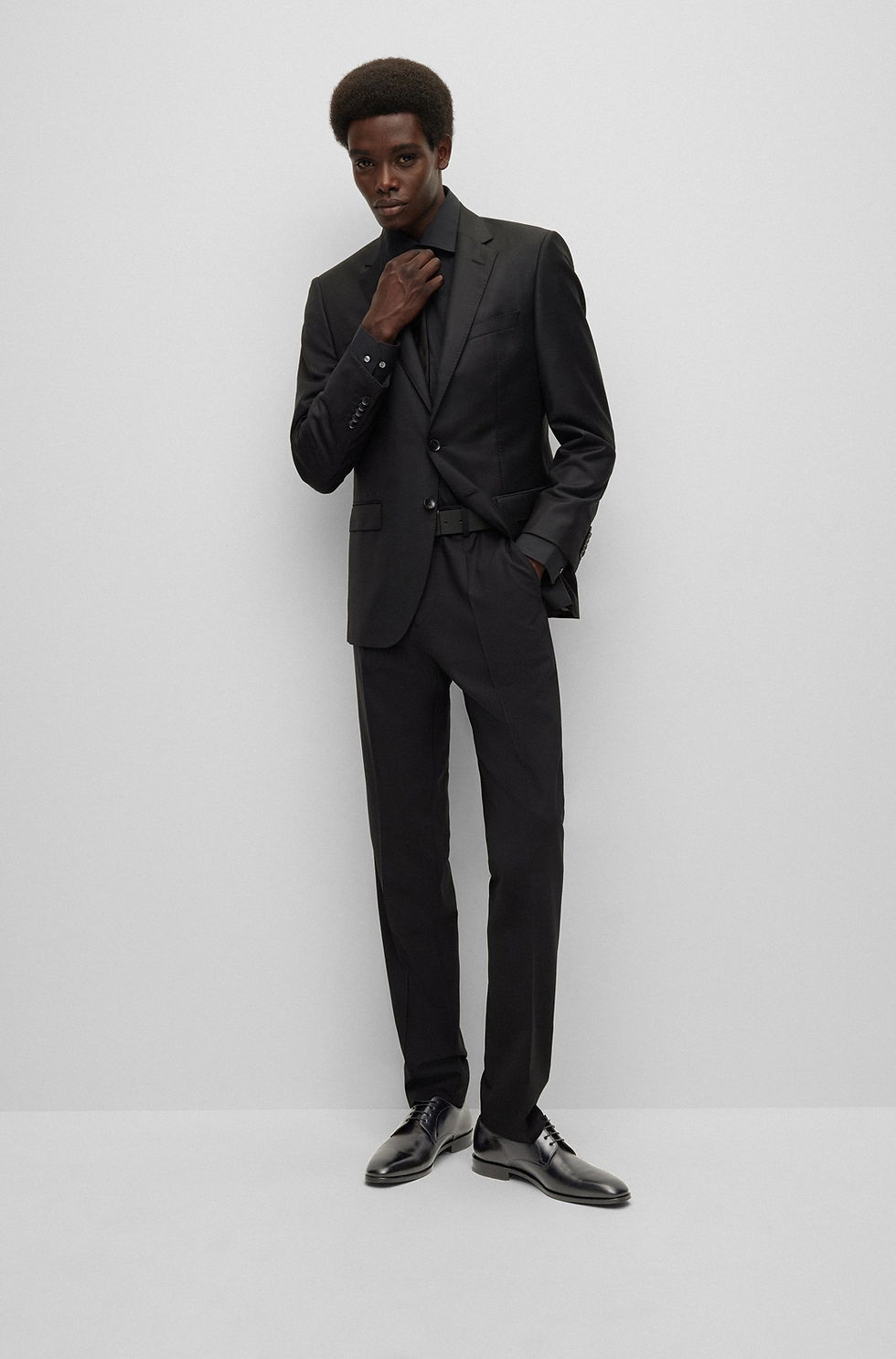 Miniature : HUGO BOSS: DERBIES EN CUIR CONFECTIONNÉES EN ITALIE, ORNÉES DE SURPIQÛRES 21R403