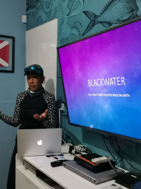 Aldora Divers Blackwater Cozumel 01