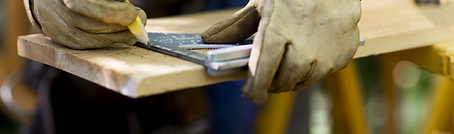 Carpintería de madera de medición