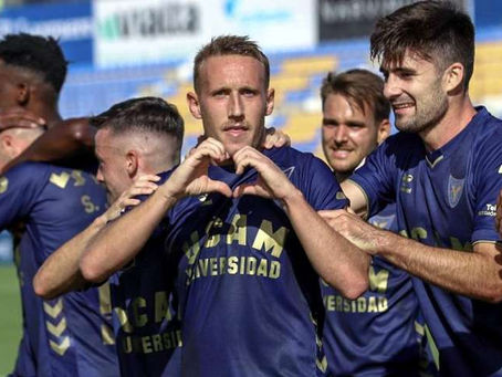 EL UCAM NO QUIERE DESPEGARSE DEL PRIMER PUESTO