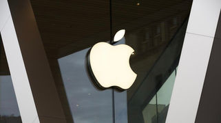 Apple Stock Surges on iPhone 17 Momentum: How the New Lineup Reignited Investor Confidence