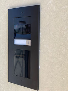Lutron Shades motorized keypad installed in Vancouver home