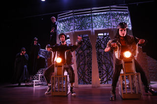 Verona Çıkmazı, Dekor Tasarımı - Prop Üretimi
Nos Tiyatro, 2024