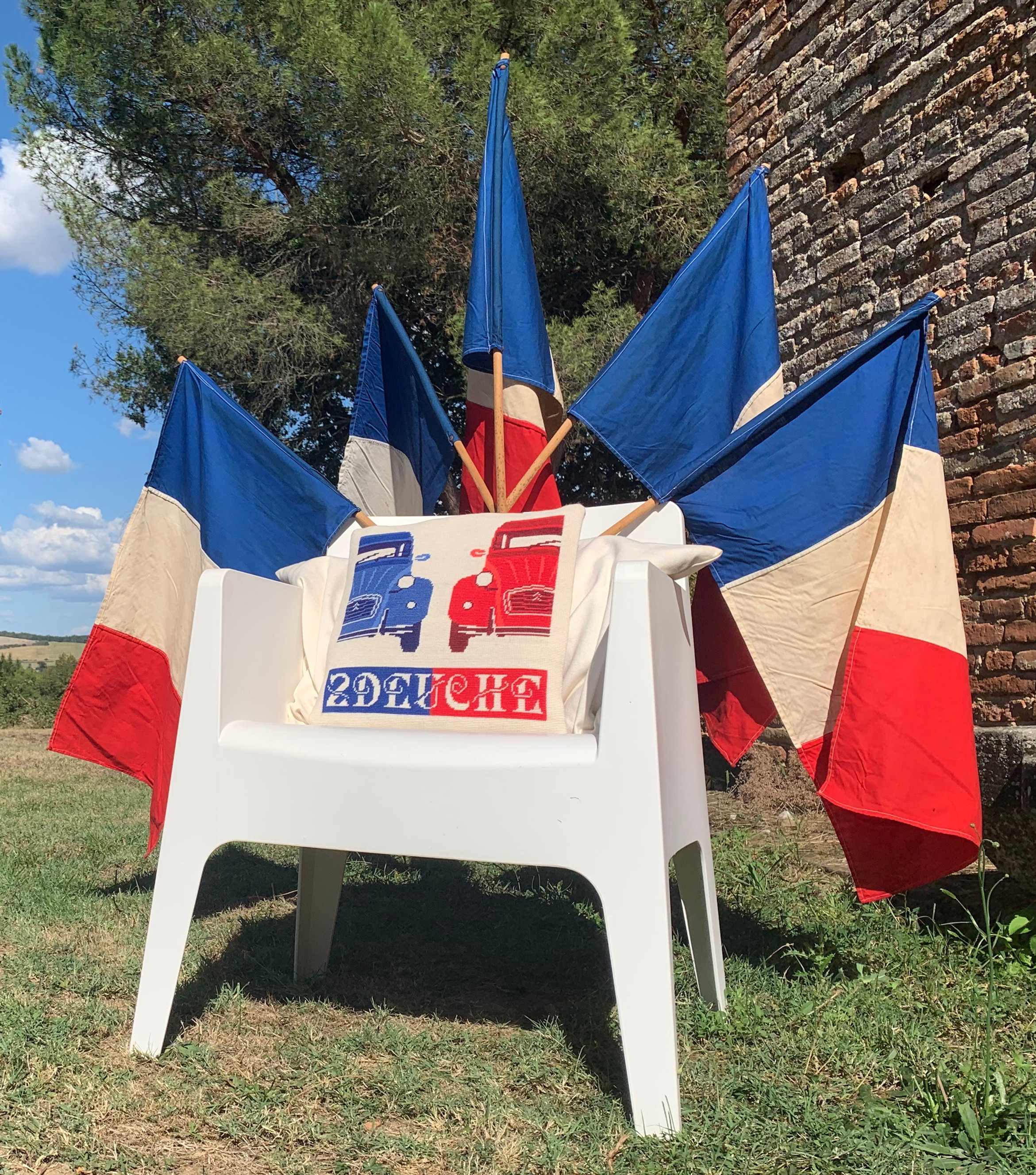 France 4 - Deudeuche (2CV)