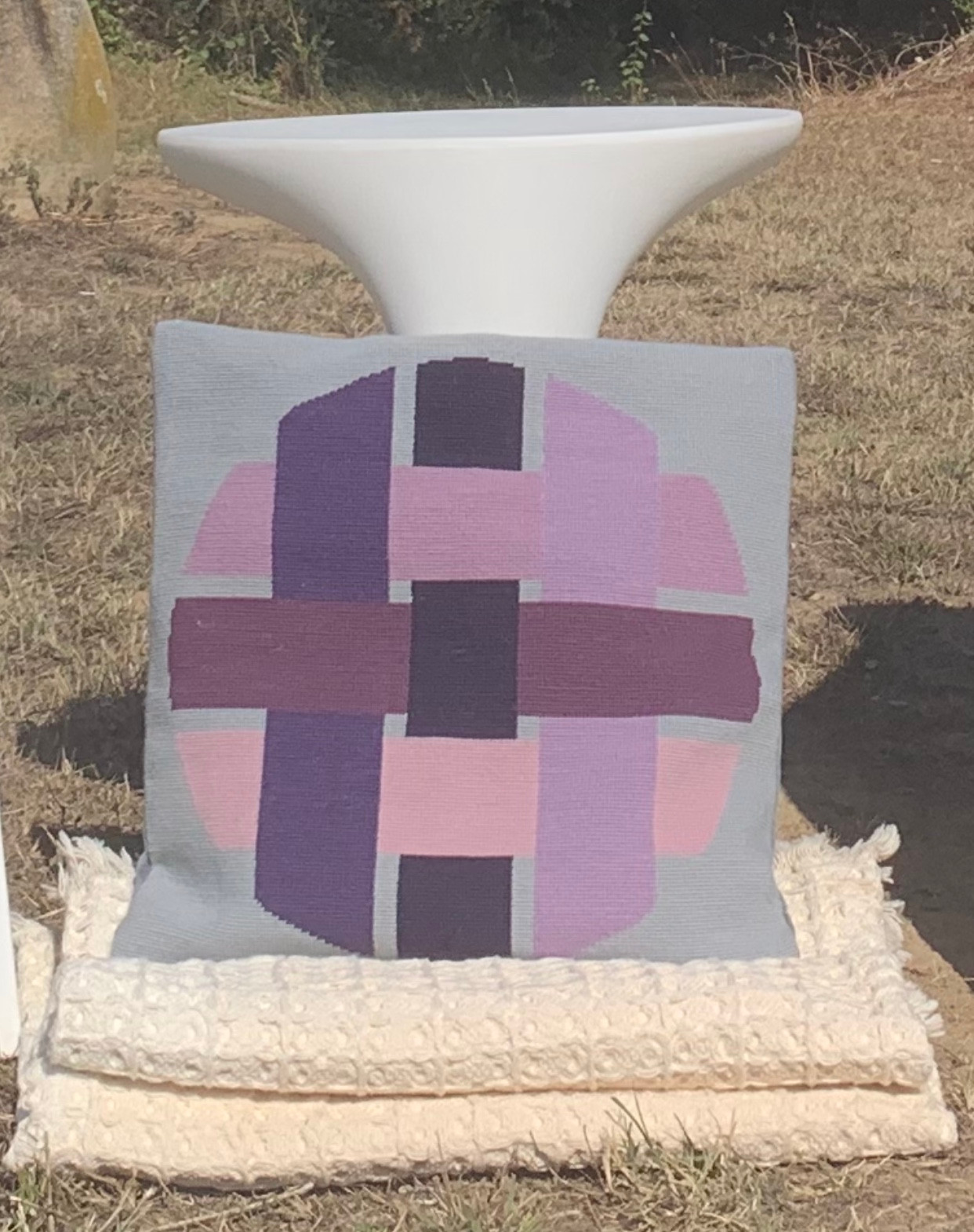 Contemporary Ribbon Circle - Purple