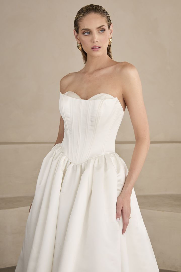 Thumbnail: Fallon by Le Blanc Bridal