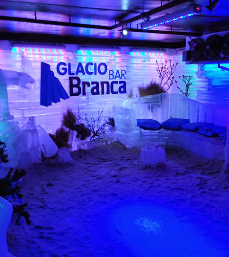 Glaciarium-expedição-troller