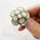 Miniatura: Anello regolabile in ottone dorato e resina effetto madreperla
