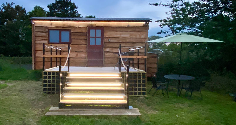 Standlakeglamping in Oxfordshire