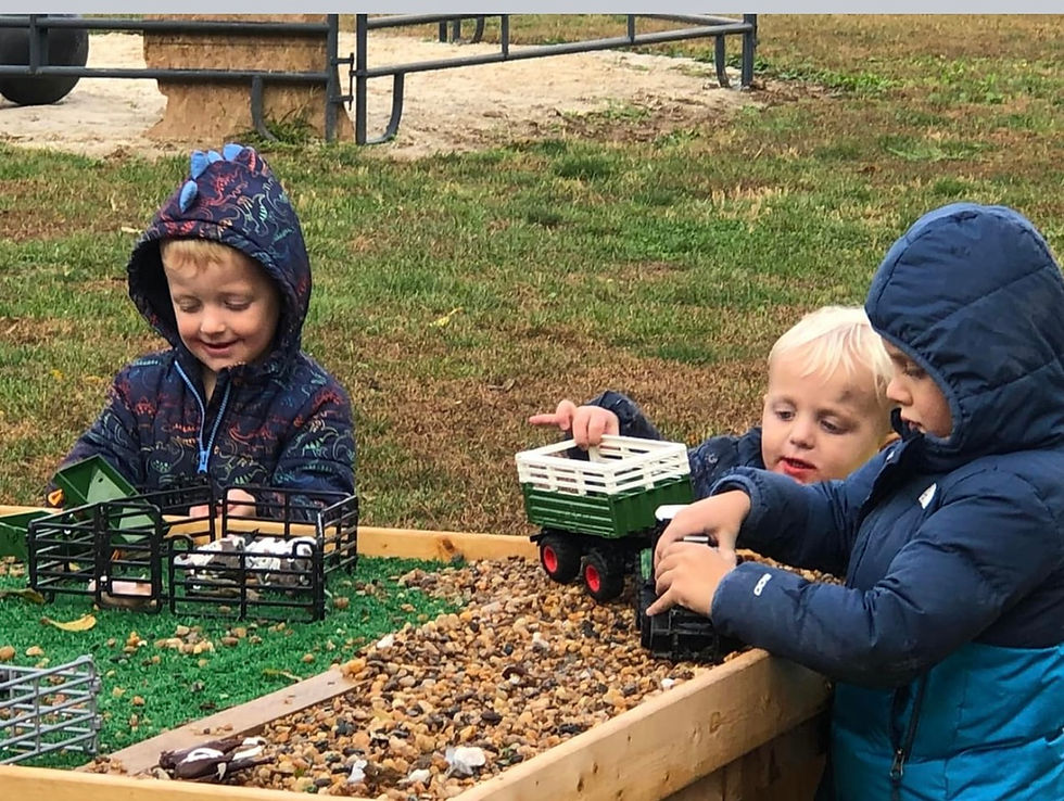 FARM TABLES