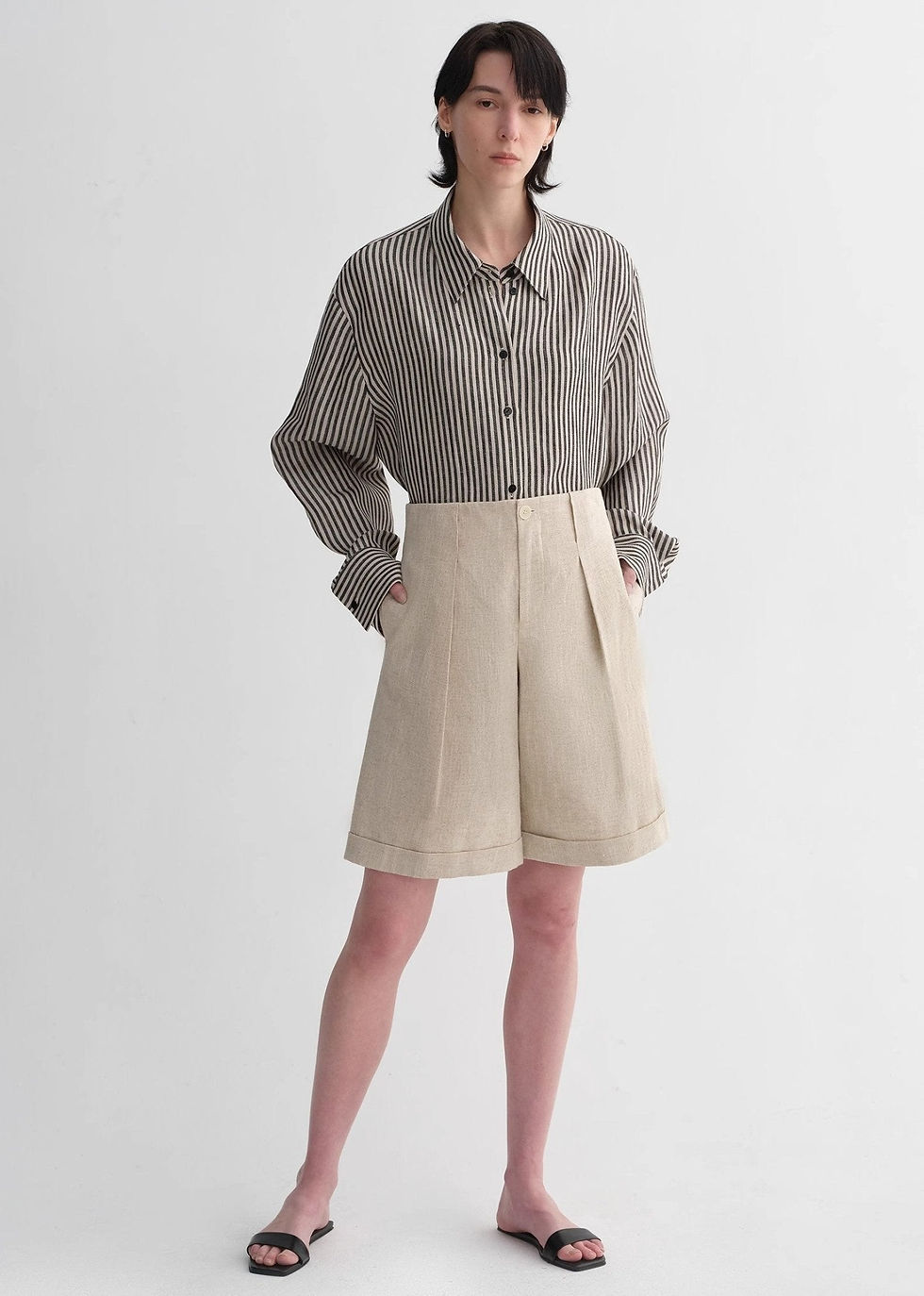 Thumbnail: Sophisticated Linen Waistless Pleated Wide-Leg Cropped Pants for Women