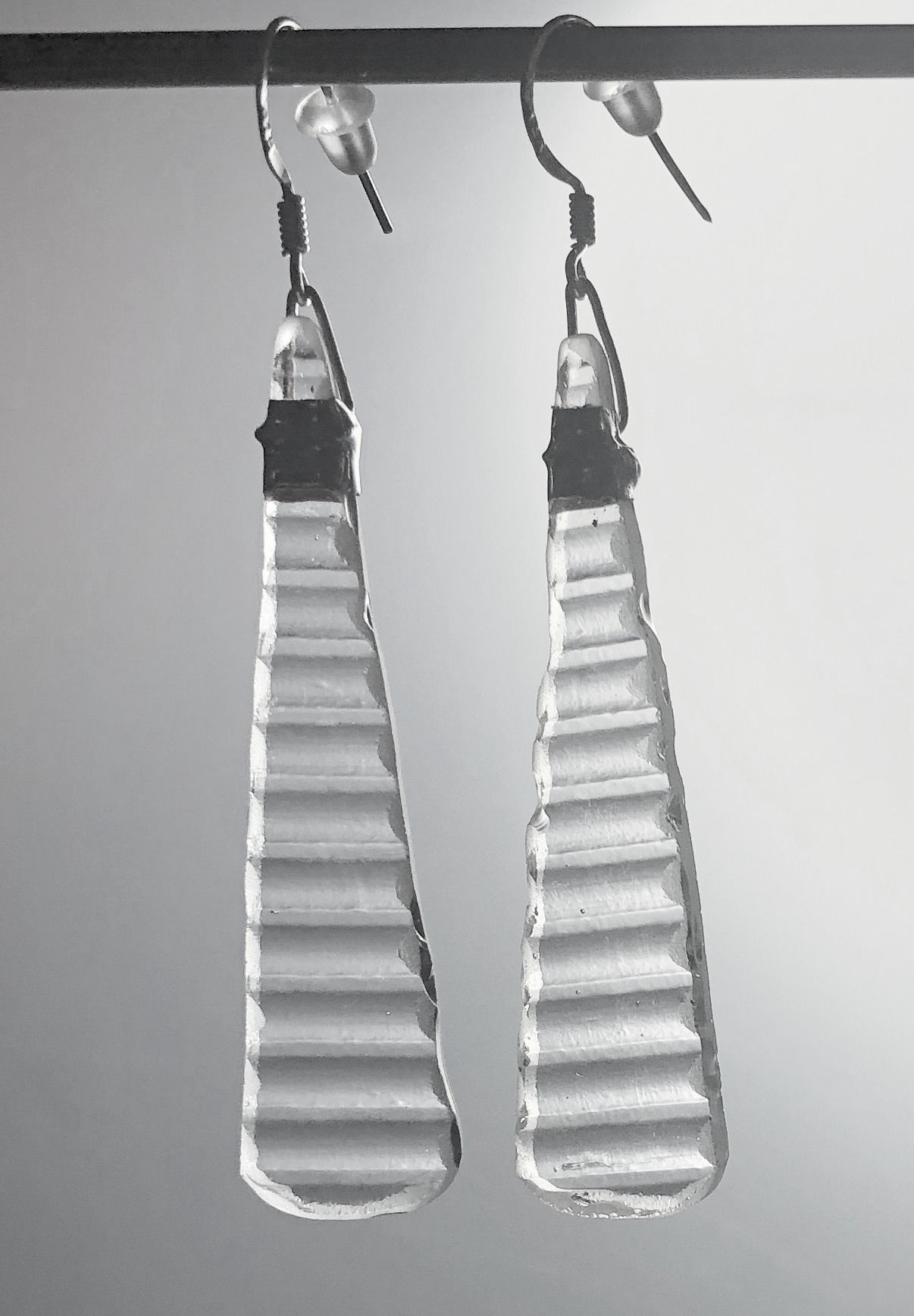 Boucles d'Oreilles translucides taillées