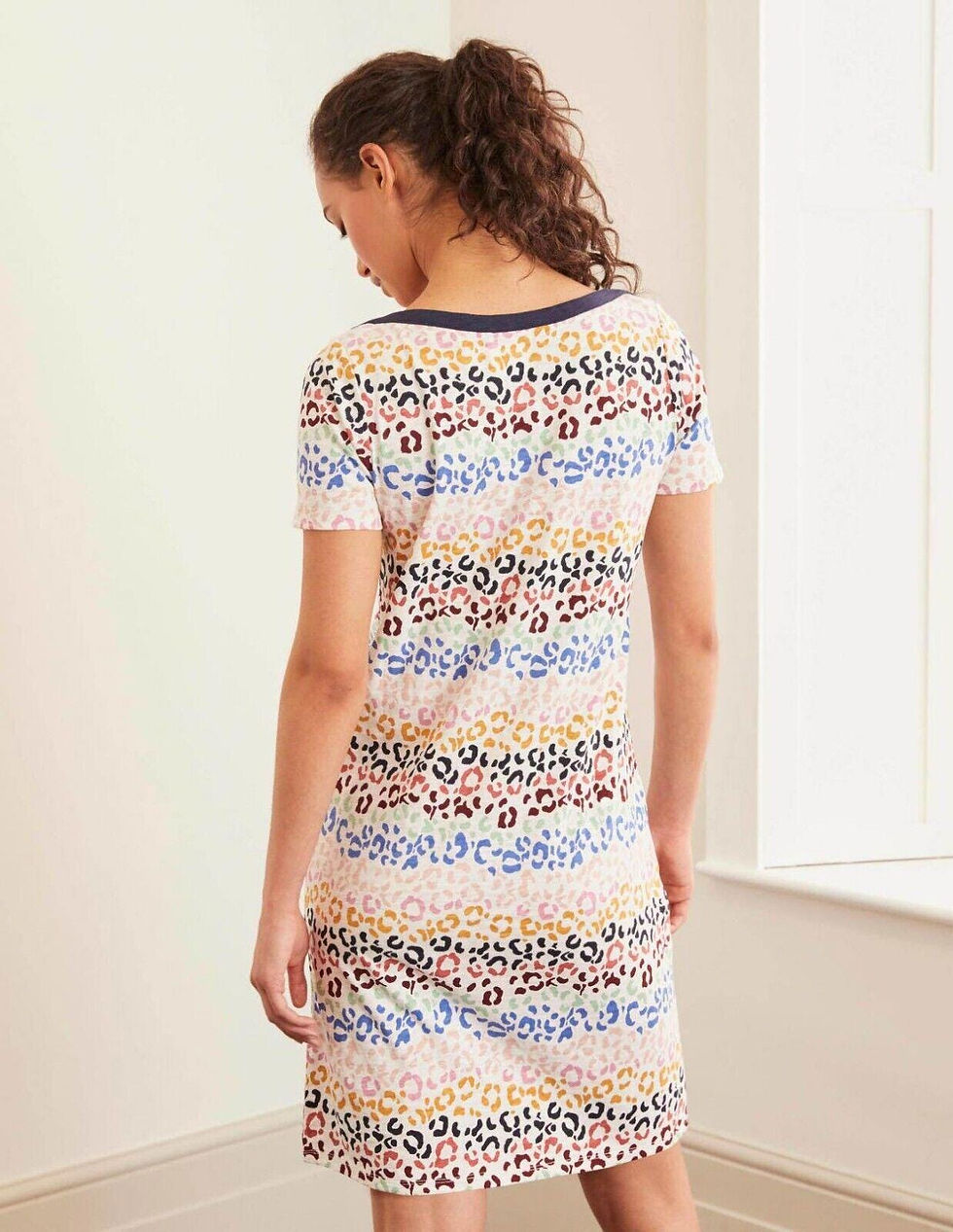 Thumbnail: Boden Georgia Jersey T-Shirt Dress Ivory Rainbow Leopard Uk 8L New Sample D33