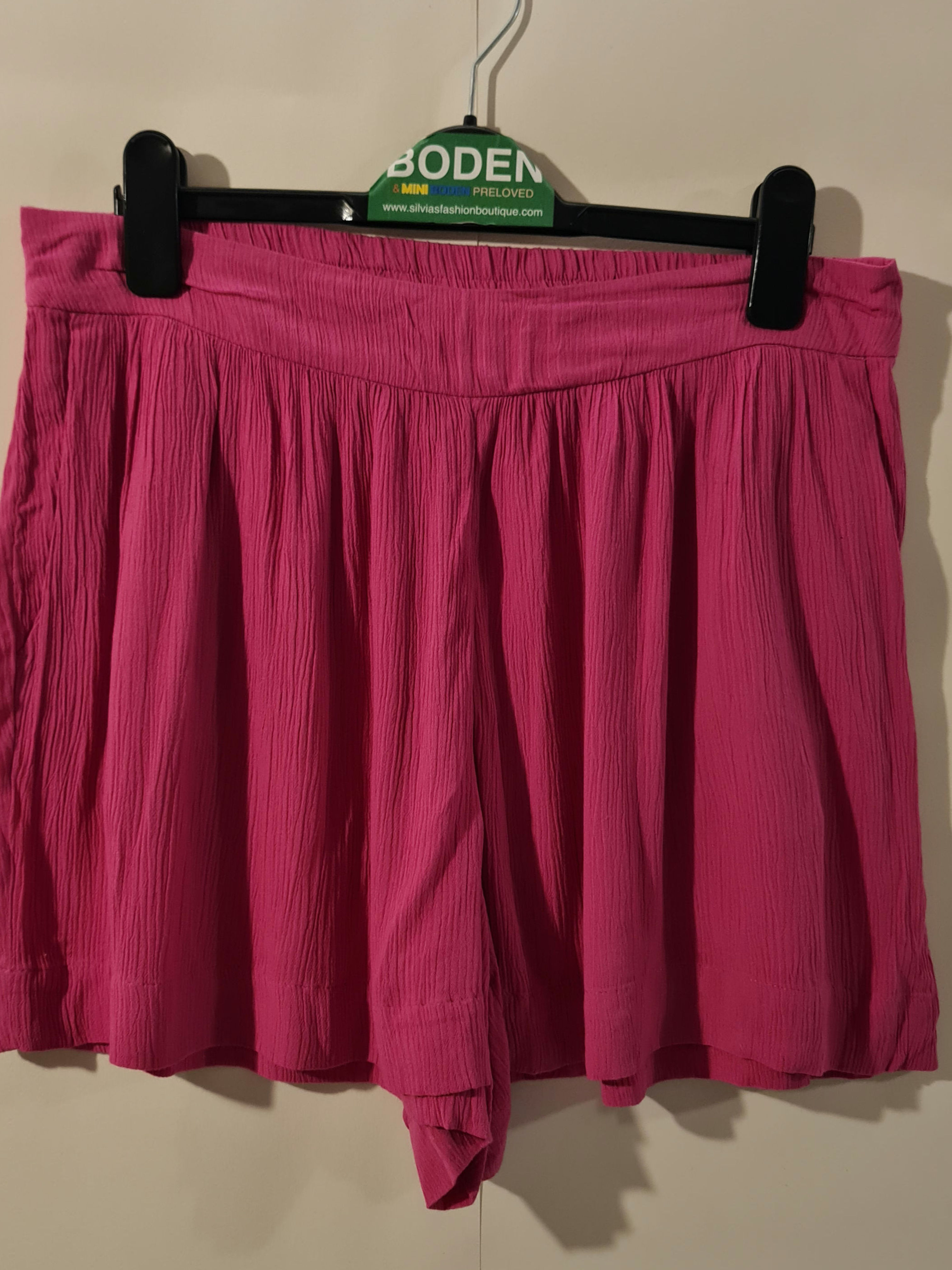 BODEN Doublecloth Shorts pink UK 12 Brand New  A1