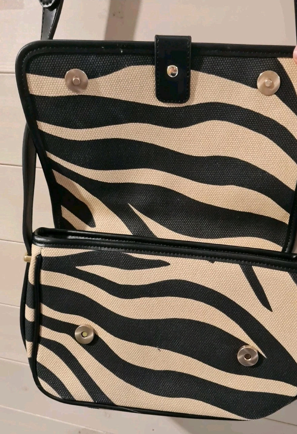 Thumbnail: BODEN LADIES Structured Crossbody Bag Excellent Condition  A1