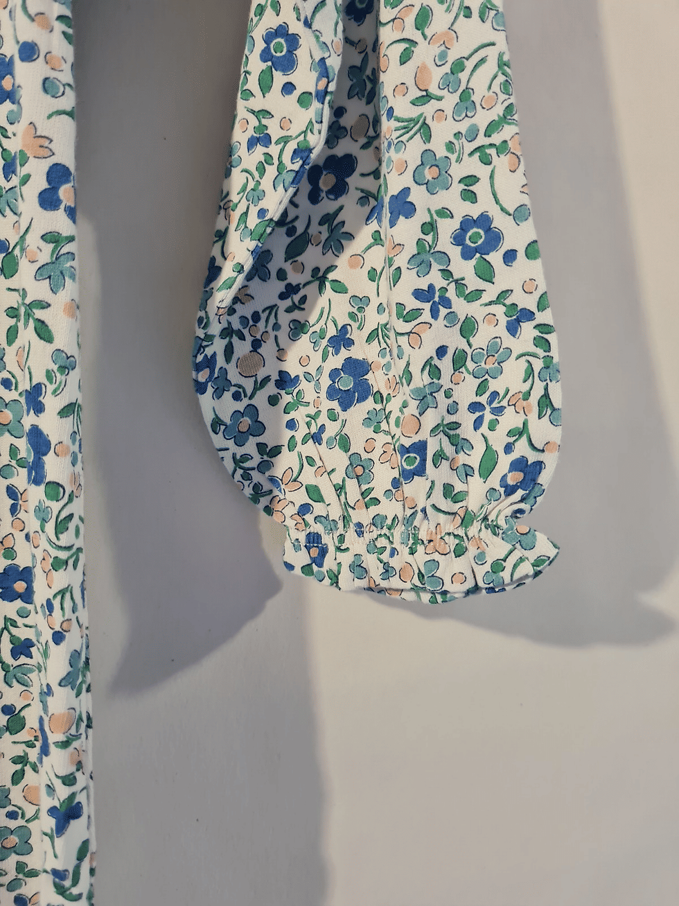 Thumbnail: Mini Boden Girls Night Dress Floral Print Age 5-6 Years Brand New G13