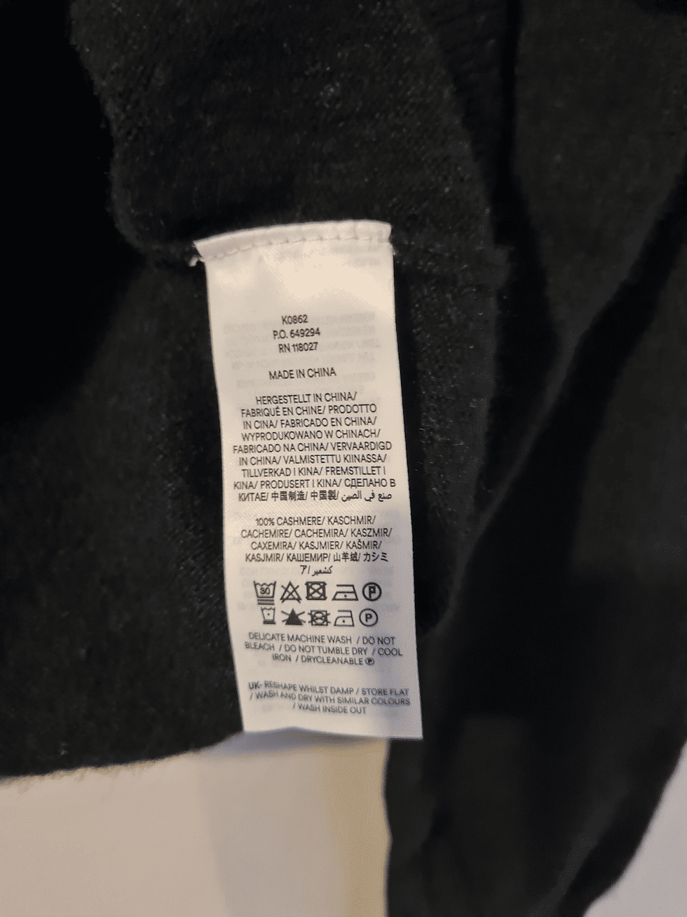 Thumbnail: Boden Eva Cashmere Crew Cardigan Black K0862 Size S Brand New A24