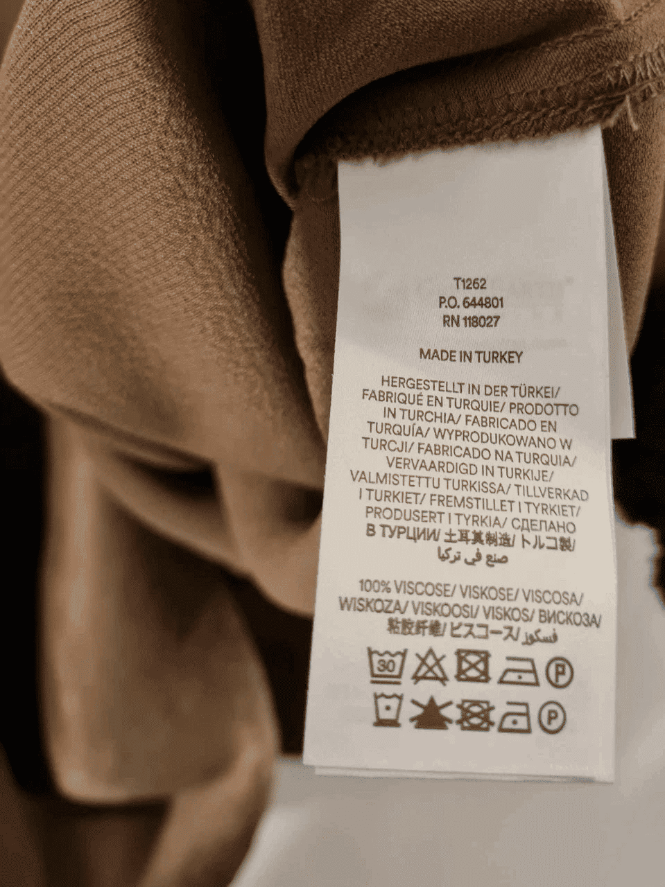Thumbnail: BODEN Satin Cutaway Top RRP £50 Size UK 22 T1262 Brand New A13