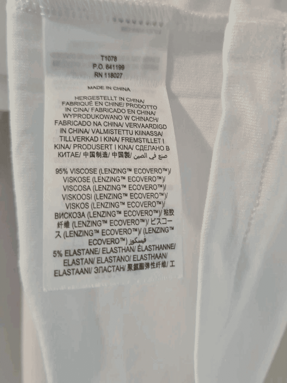 Thumbnail: BODEN Smocked Yoke Top White T1078 Size UK 8 Brand New A25