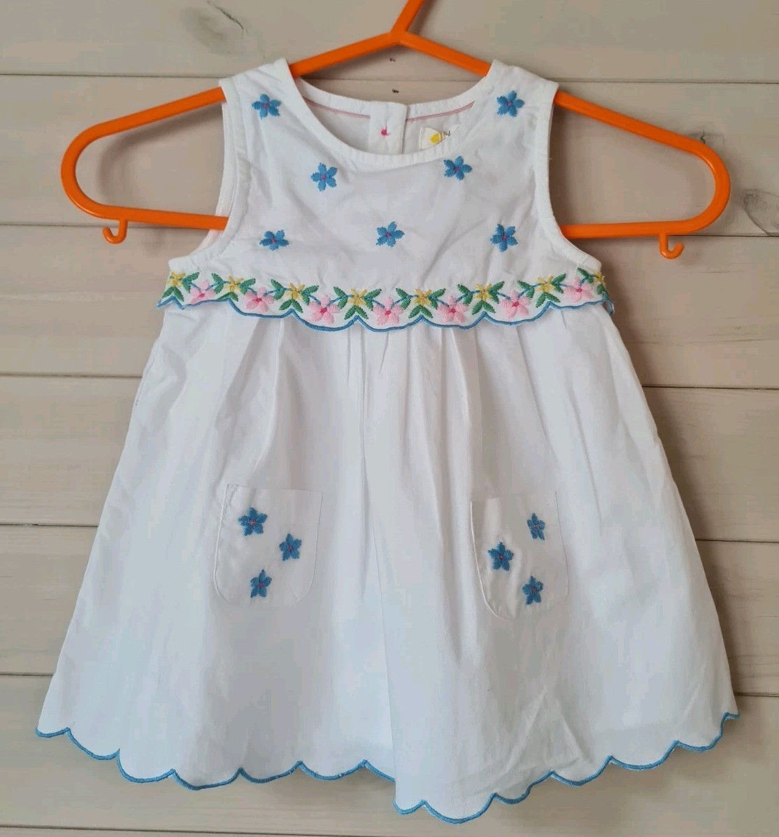 Mini Boden Baby Girls Embroidered Occasion Dress Size 3-6 Months Brand New