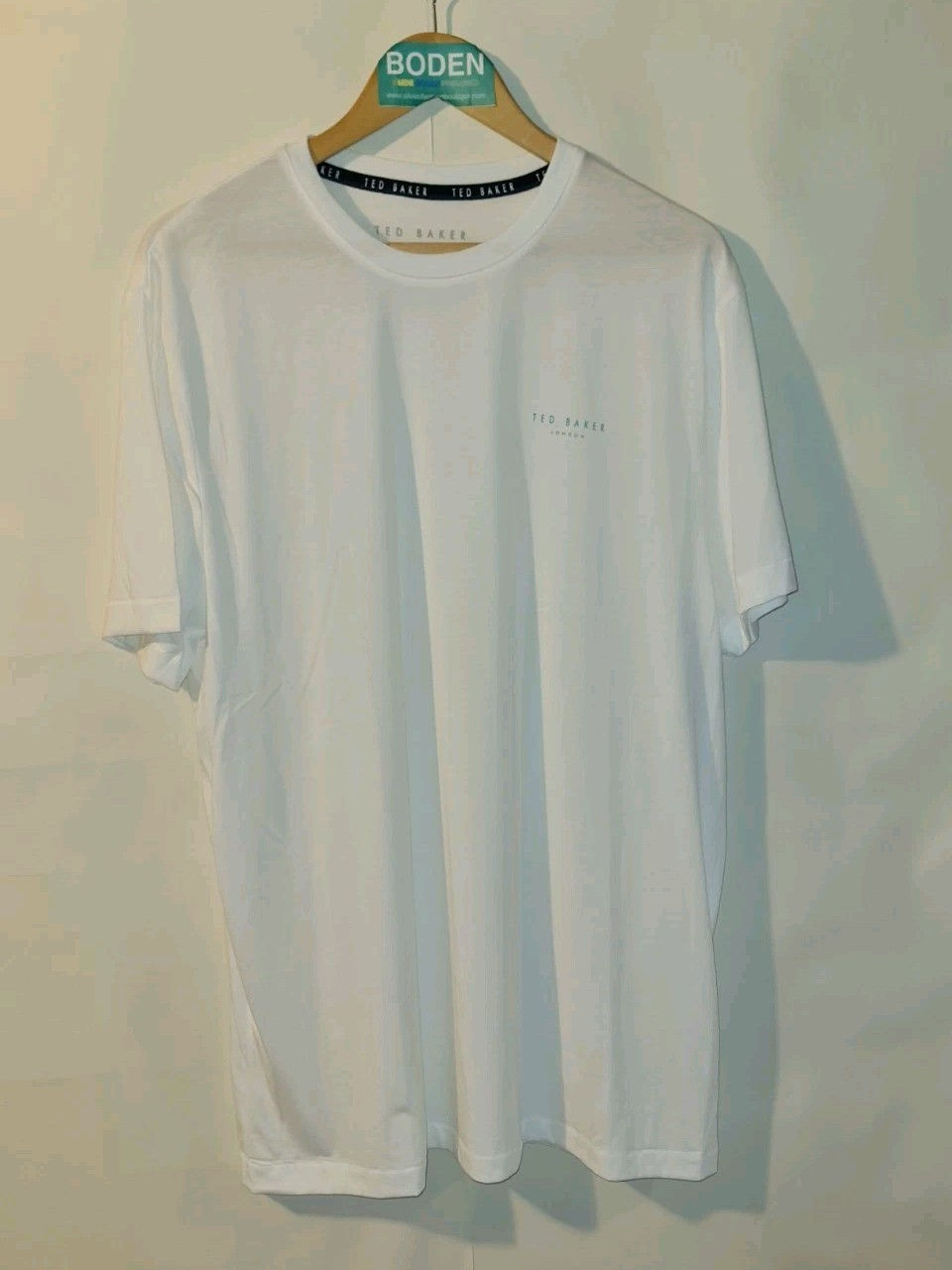 Ted Baker Round Neck Mens T-Shirt White Size XL Brand New T26