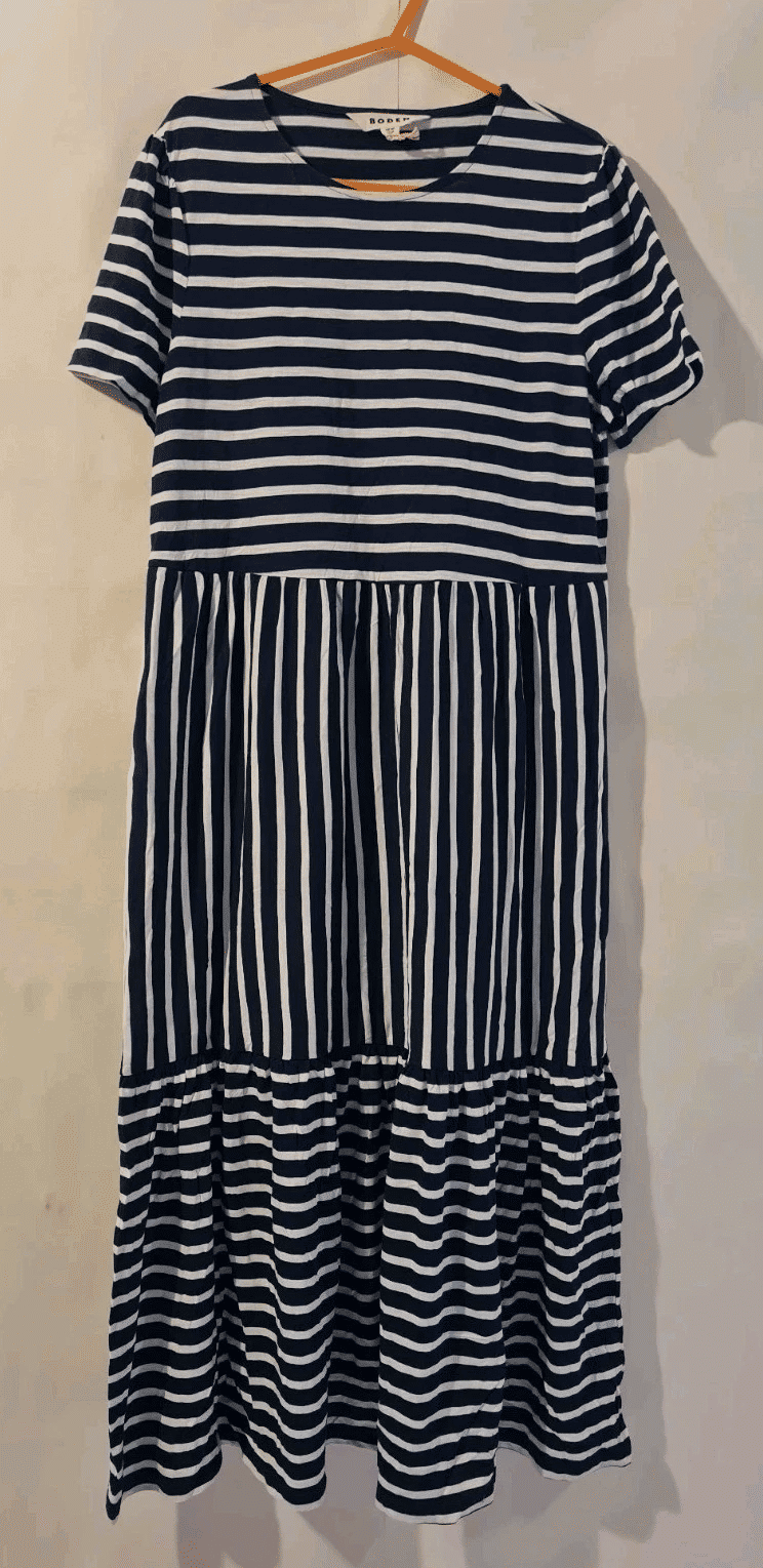Boden Emma Tiered Jersey Midi Dress D0485 Navy Stripe Size UK 12P Brand New A14