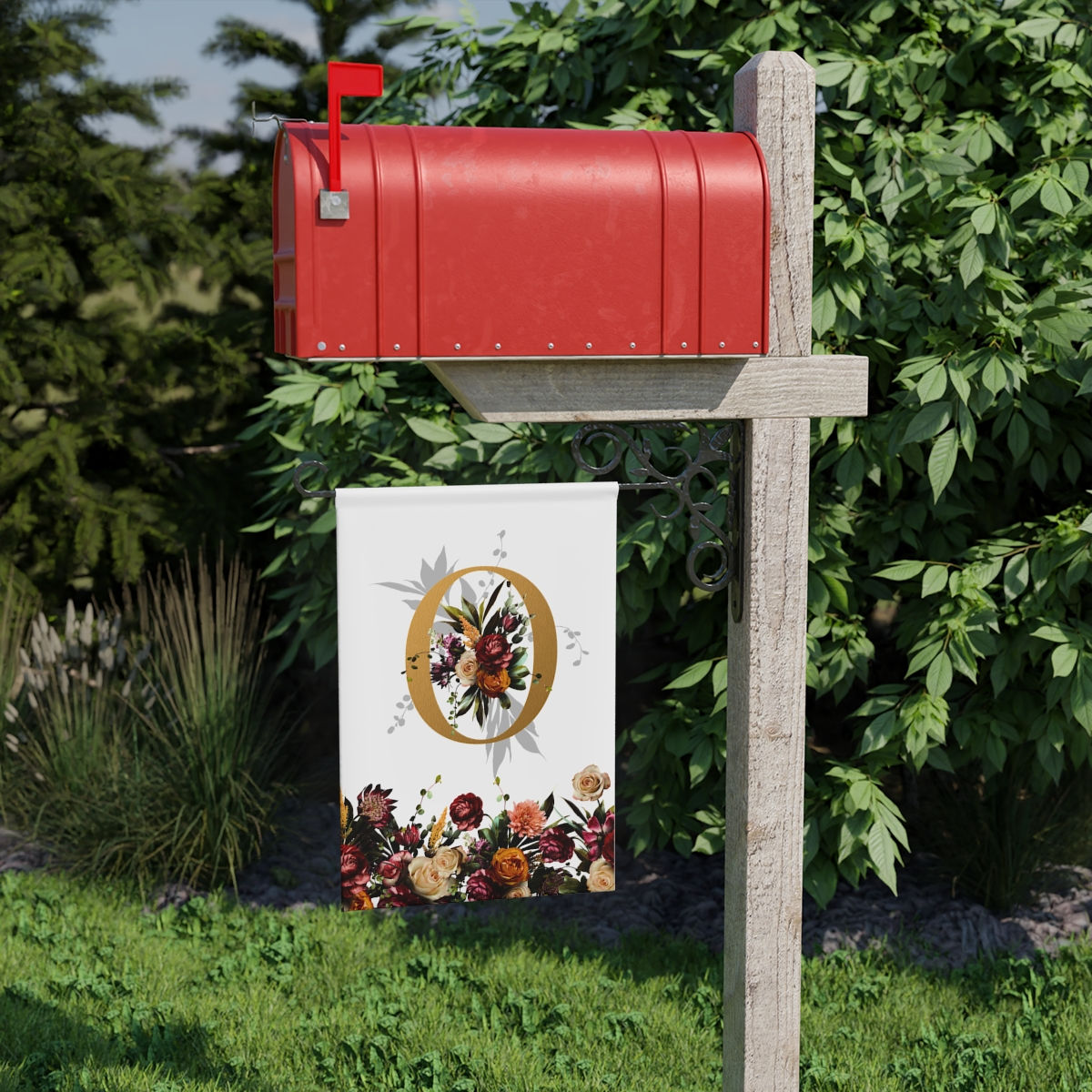 Monogrammed Autumn Letter O Garden Banner