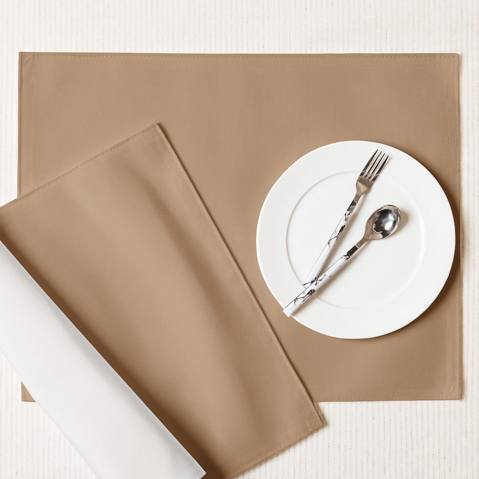 Thumbnail: Gold Damask Placemat Set