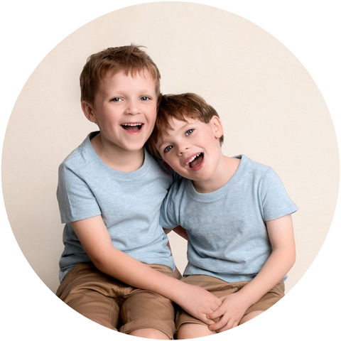 Book a Sibling Christchurch Family Photography Session with Kirsten Naomi Photography, a specialist baby and family photographer based in Ferrymead, Christchurch