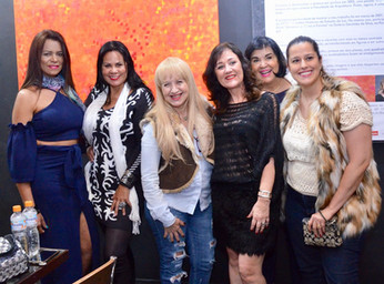 Feliz Por Nada estreia nova temporada no Teatro Augusta em São Paulo