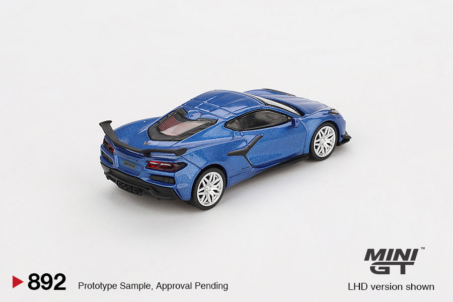 Miniatură: Mini GT 1/64 2023 Chevrolet Corvette Z06 2023 Elkhart Lake Blue Metallic