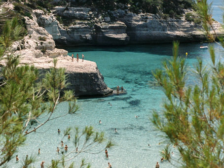 Lost on Dry Sand: A Practical Guide to Finding a Ring Near Your Towel on a Menorca Beach