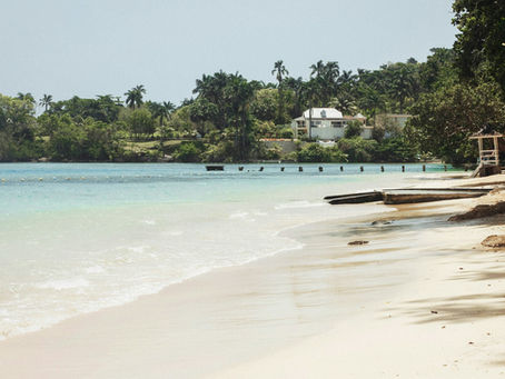 Montego Bay's Doctor's Cave Beach Was a Private Sanatorium Before It Was Jamaica's Most Famous Swim