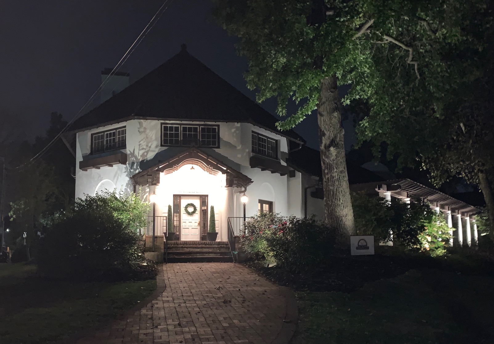 THE VENUE Edgewood Club