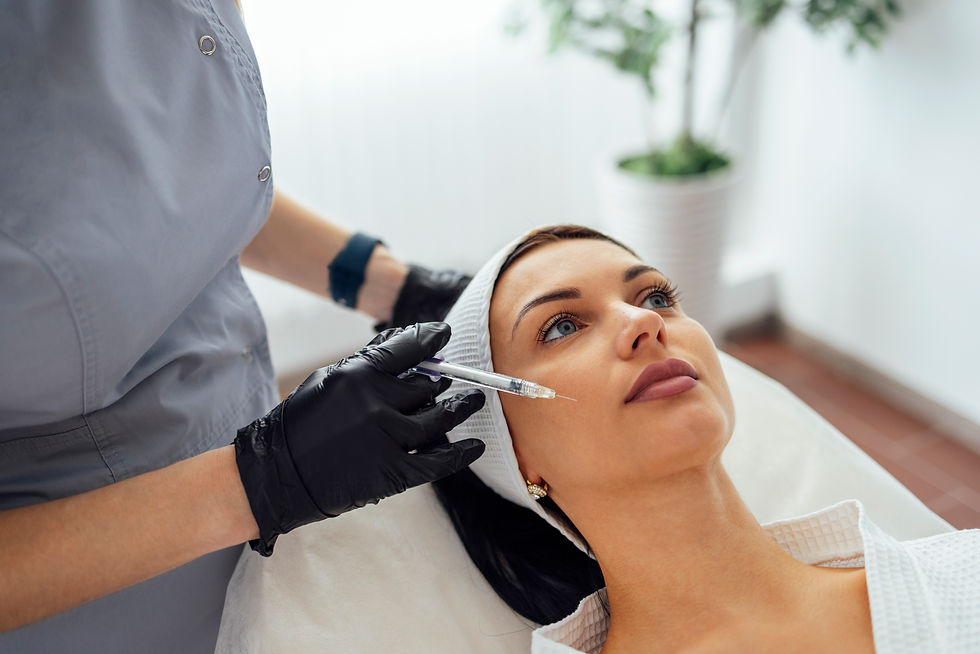 adult-woman-receiving-facial-injection-in-clinic-2026-03-17-06-31-33-utc.jpg