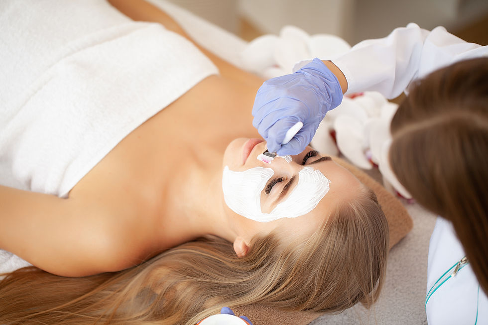 woman-receiving-facial-mask-at-spa-2026-01-08-05-32-26-utc.jpg
