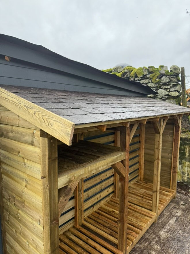 Frank Log Store 2.jpg