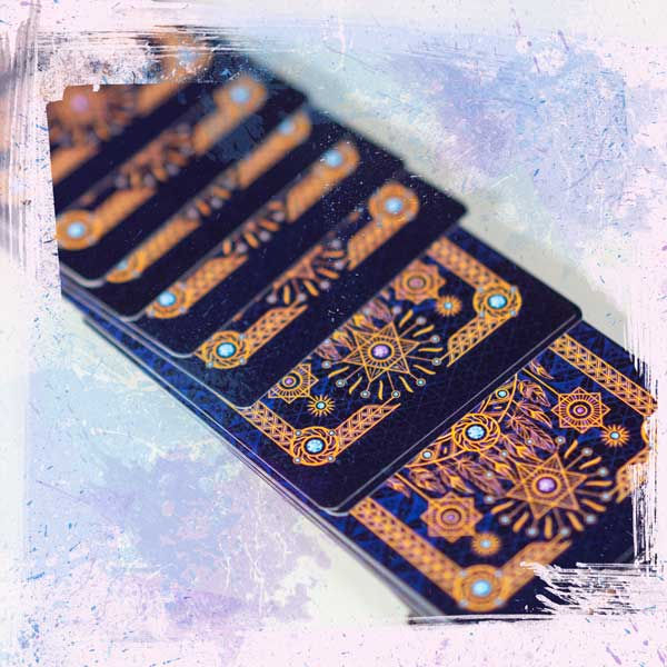 Thumbnail: Amber Tarot Standard Deck
