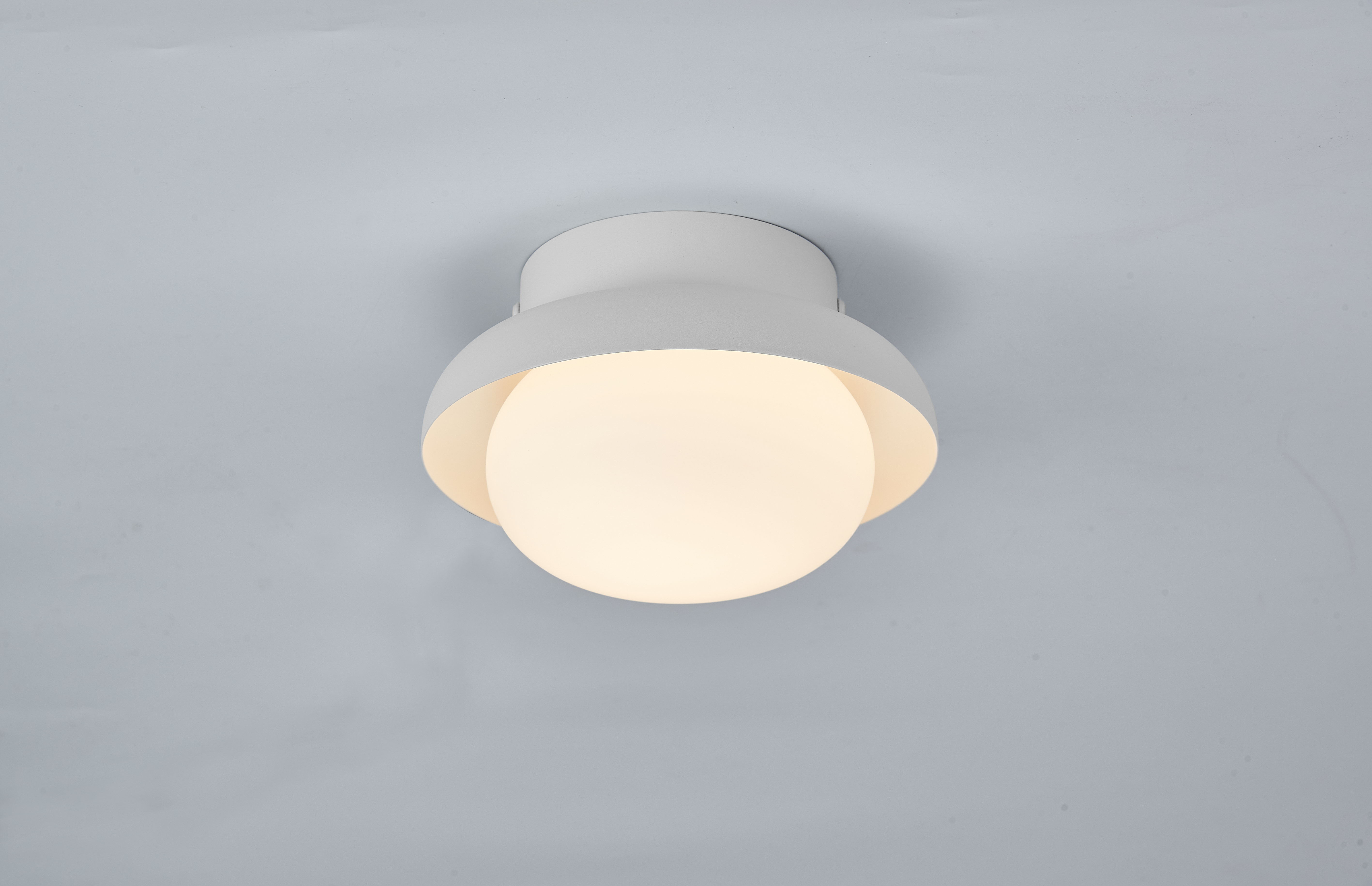 XB099-1C פלפון JOY לבן קוטר 16 10W