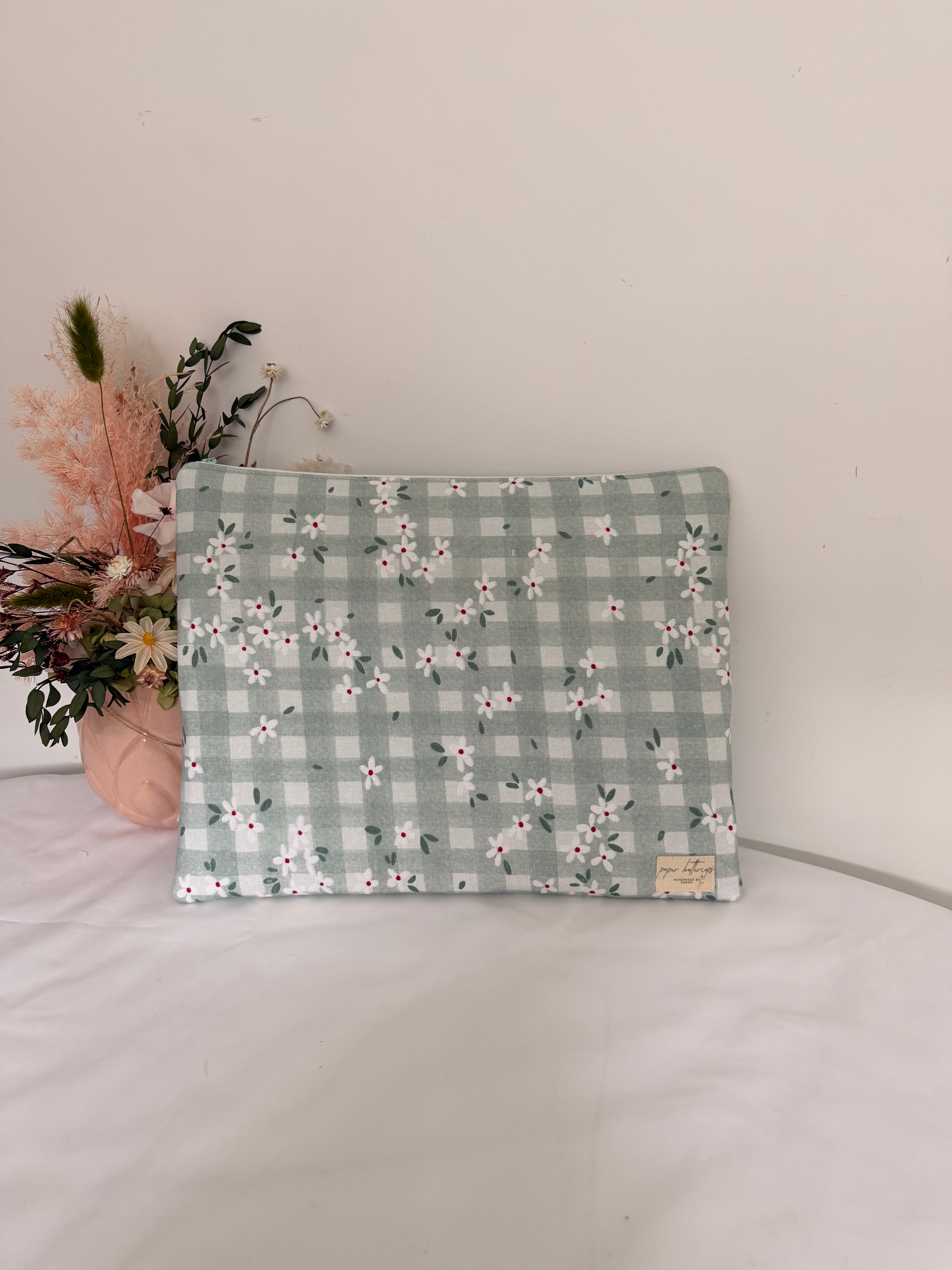 Laptop Sleeve - Green daisy