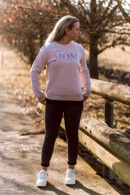MOM 2.0 Sweater