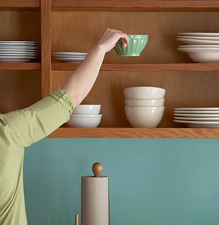 Armadio da cucina organizzato