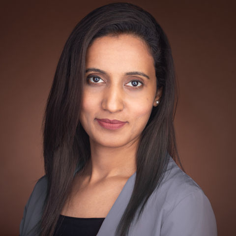 Photography for the Business woman at work