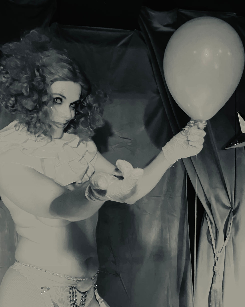 Spooky, Scary, Sensual - 3 week burlesque course