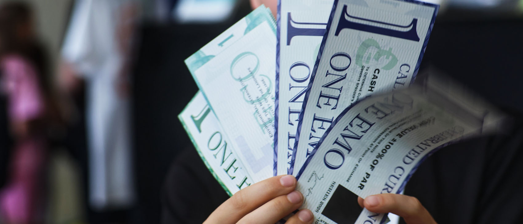 Kann Geld mehr sein als ein Zahlungsmittel und die Welt verbessern?