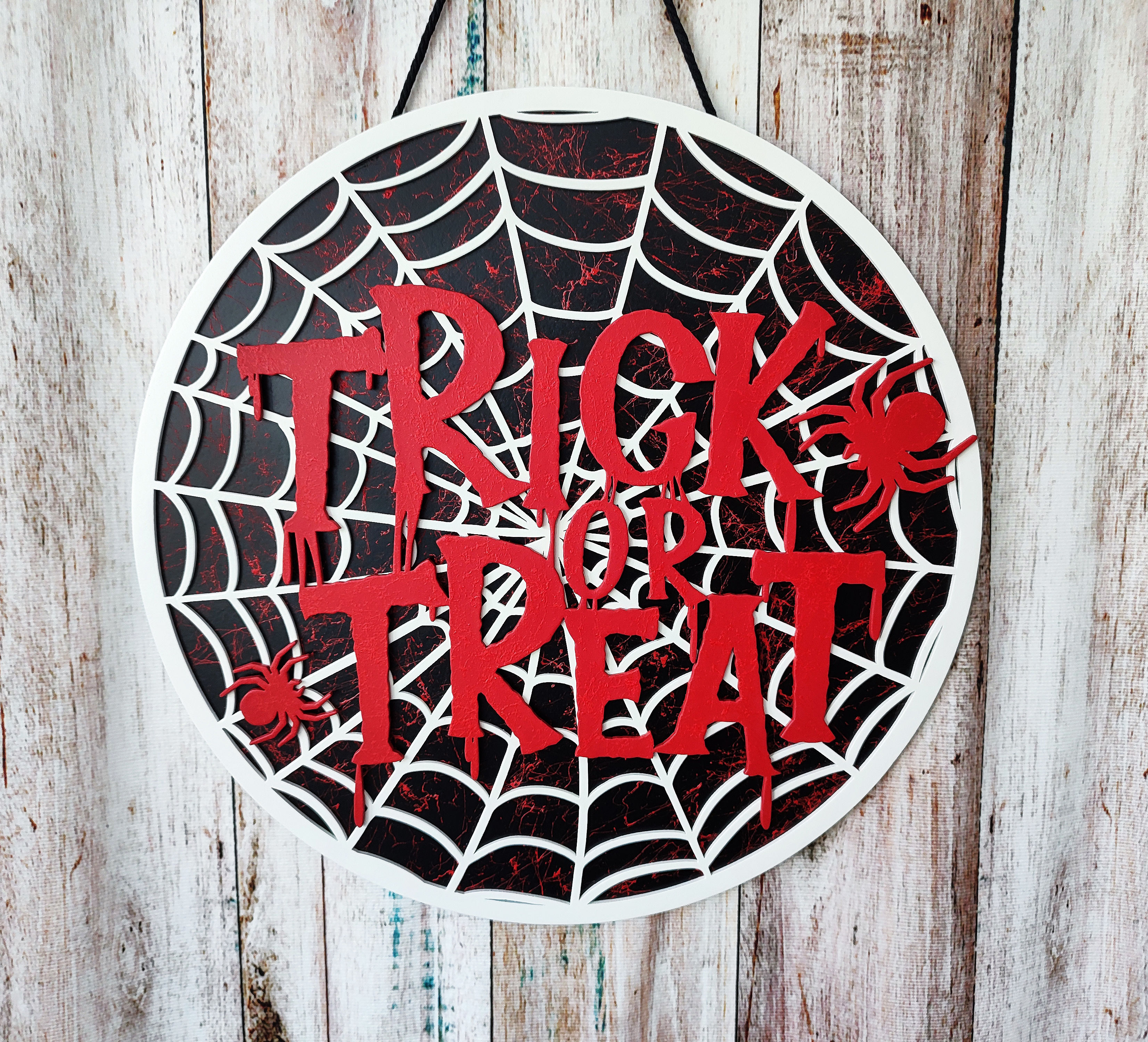 Spinnenetz Dekoration aus Holz