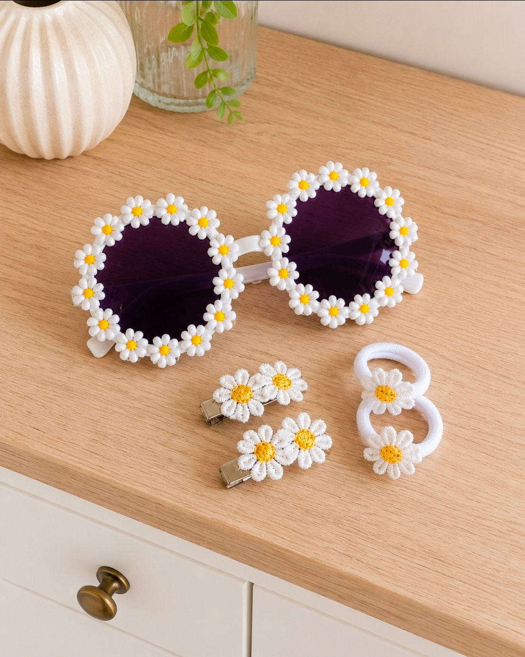 Daisy Sunglasses and Hair Accessory Set
