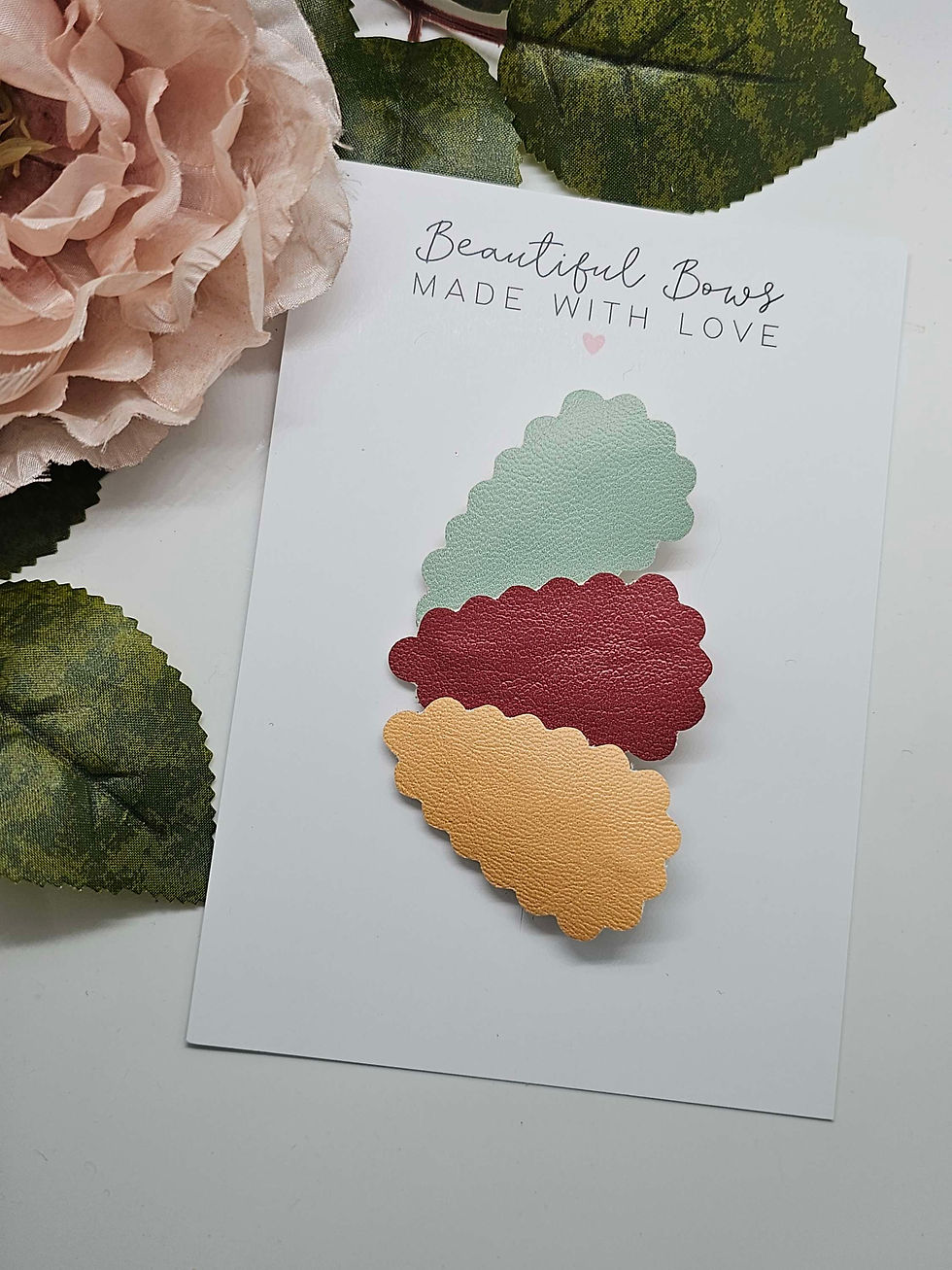 Autumn Oval Scallop Snap Clips